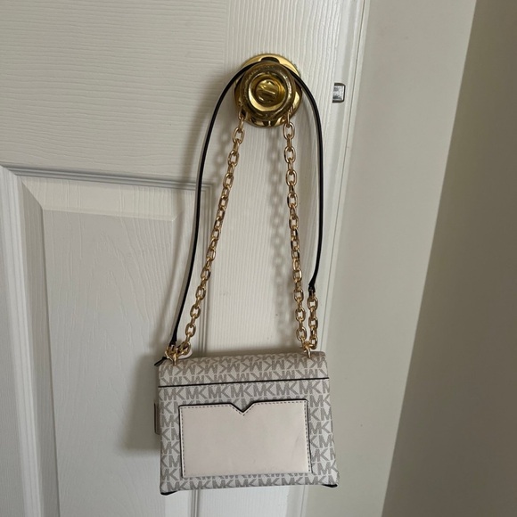 Michael Kors Cream and Gold Crossbody Bag - Picture 2 of 5